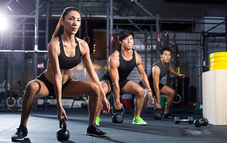 开yun体育app官网入口登录 健身房常见器械的使用方法和锻炼肌肉部位